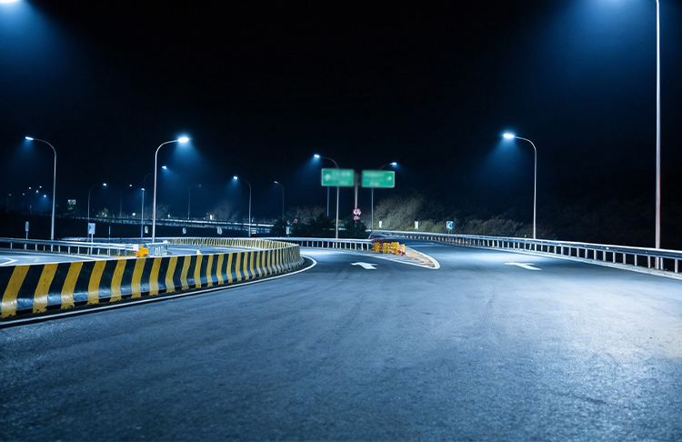 150W LED street light used to Urban Expressway in Colombia 1